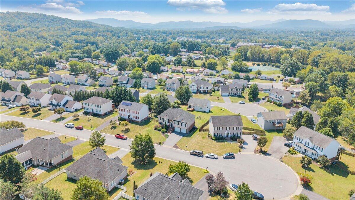 632 Castleridge Road Vinton, VA 24179 - Photo 71 of 74 70-DJI_20260902130354_0129_D