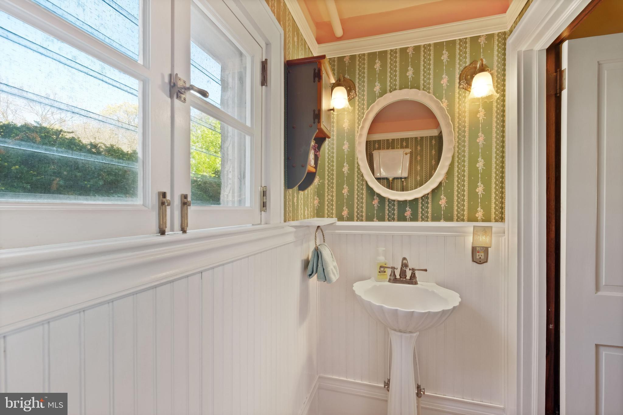 14396 Old Frederick Road Sykesville, MD 21784 - Photo 17 of 47 Half Bath