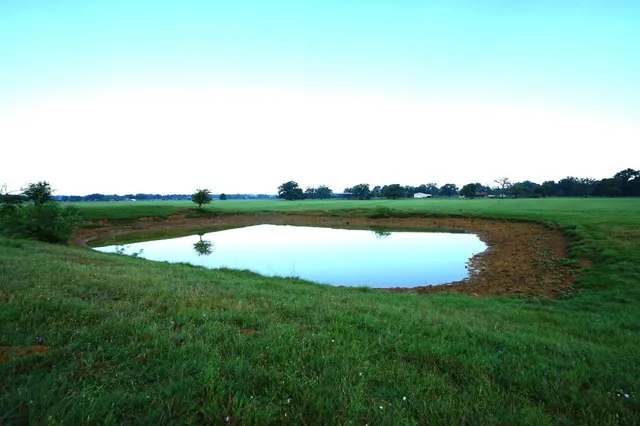 $1,100,000 | 1228 Cr 348 Loop, Gause, TX 77857