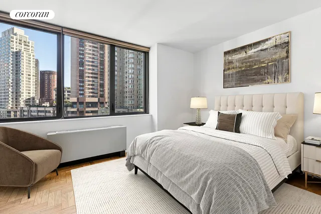 $899,000 | 62 West 62nd Street, Unit 10C | Upper West Side