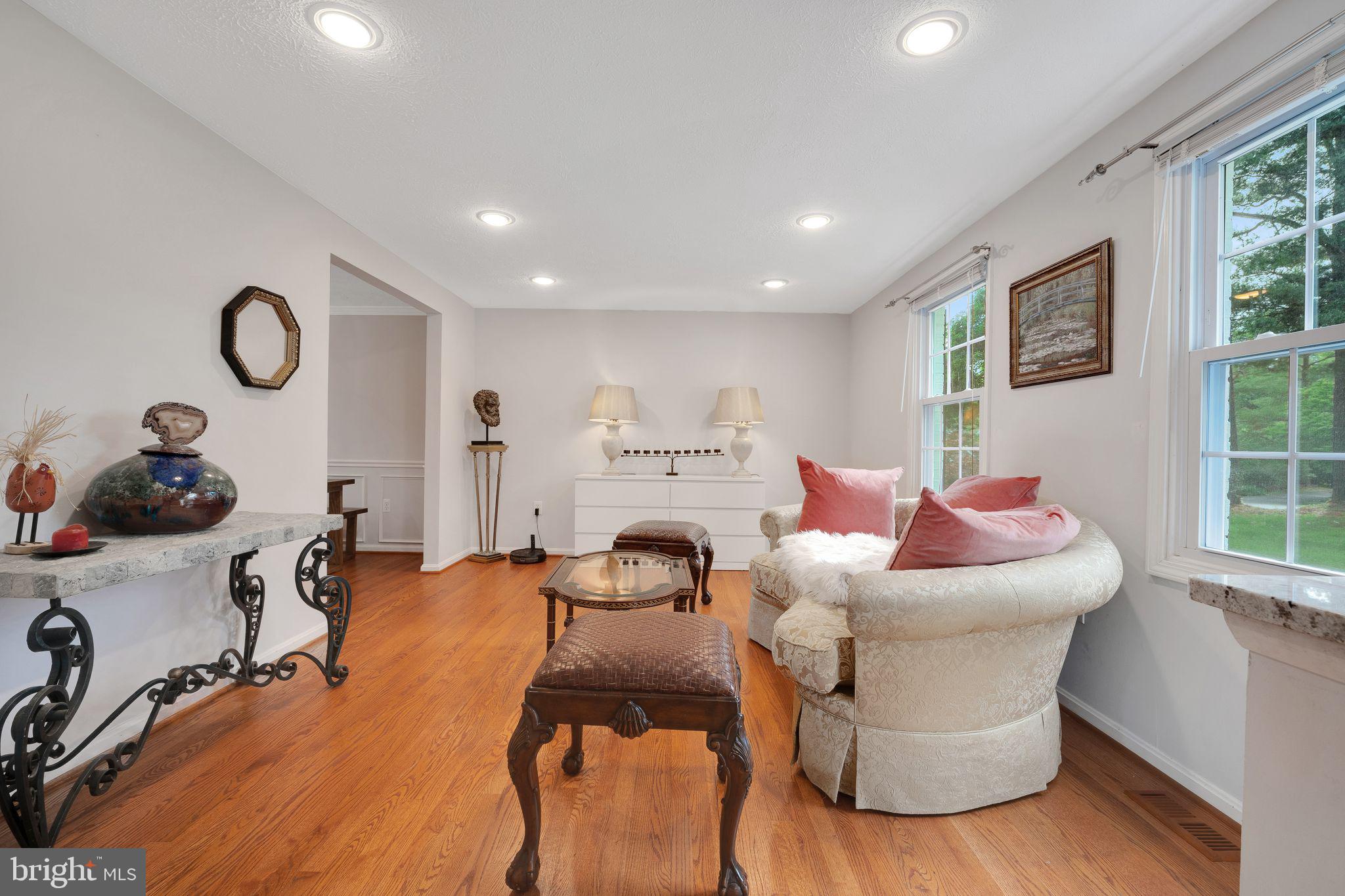 1127 Riva Ridge Drive Great Falls, VA 22066 - Photo 8 of 41 Gallery Image 8