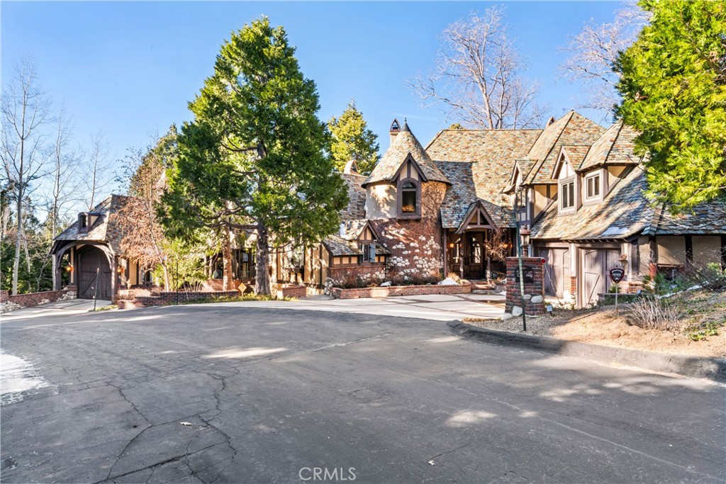 145 Pheasant Run Lake Arrowhead, CA 92352 - Photo 63 of 65 a view of road with building in the background
