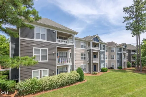 $1,363 | 200 Edinborough Drive, Unit A2, Durham, NC 27703