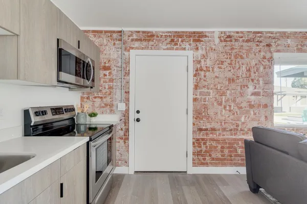 $1,200 | 2512 East Thomas Road, Unit 1, Phoenix, AZ 85016