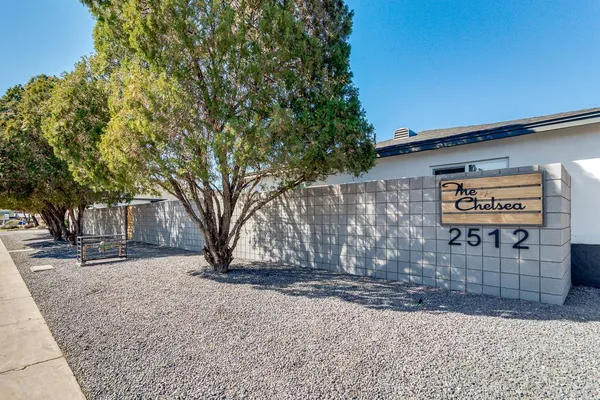 $1,200 | 2512 East Thomas Road, Unit 1, Phoenix, AZ 85016