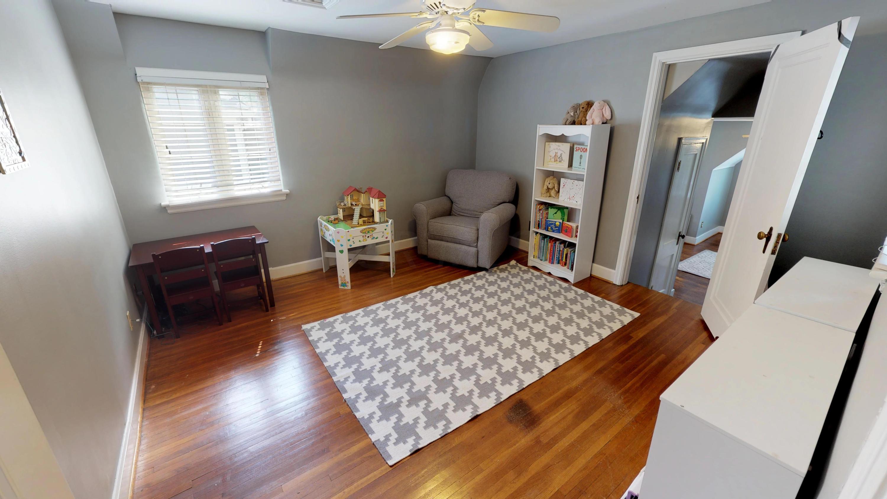 1625 Doone Road Columbus, OH 43221 - Photo 21 of 28 Gallery Image 21