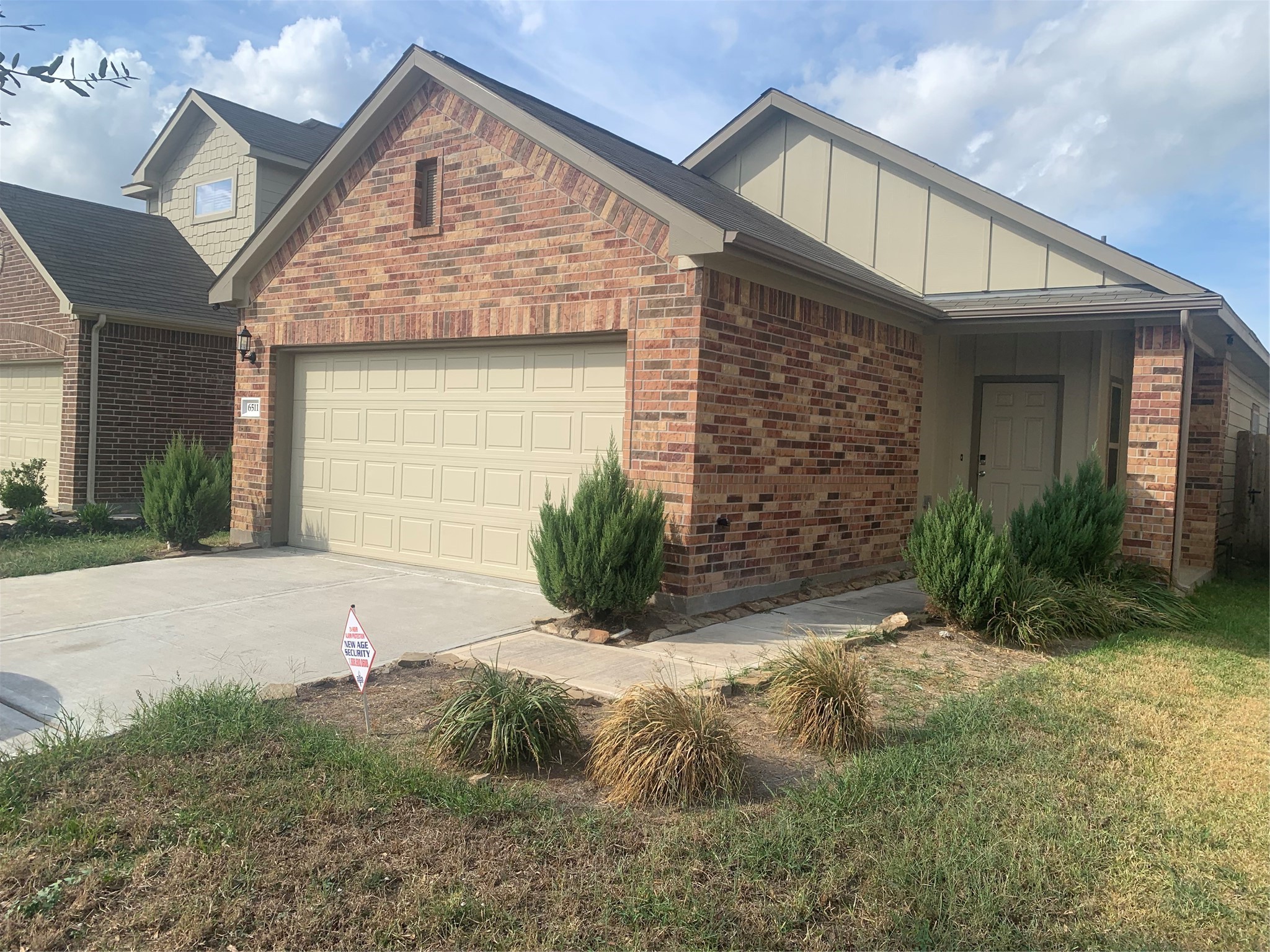 6511 Wenlock Drive Houston, TX 77048 - Photo 23 of 23 a view of backyard of house