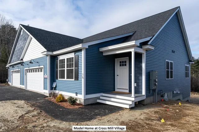 $504,900 | 11 Stonehenge Circle, Unit 2, Northfield, NH 03276