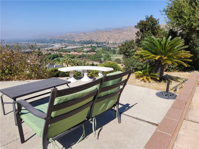 $1,089,000 | 9050 Mulberry Drive, Sunland, CA 91040