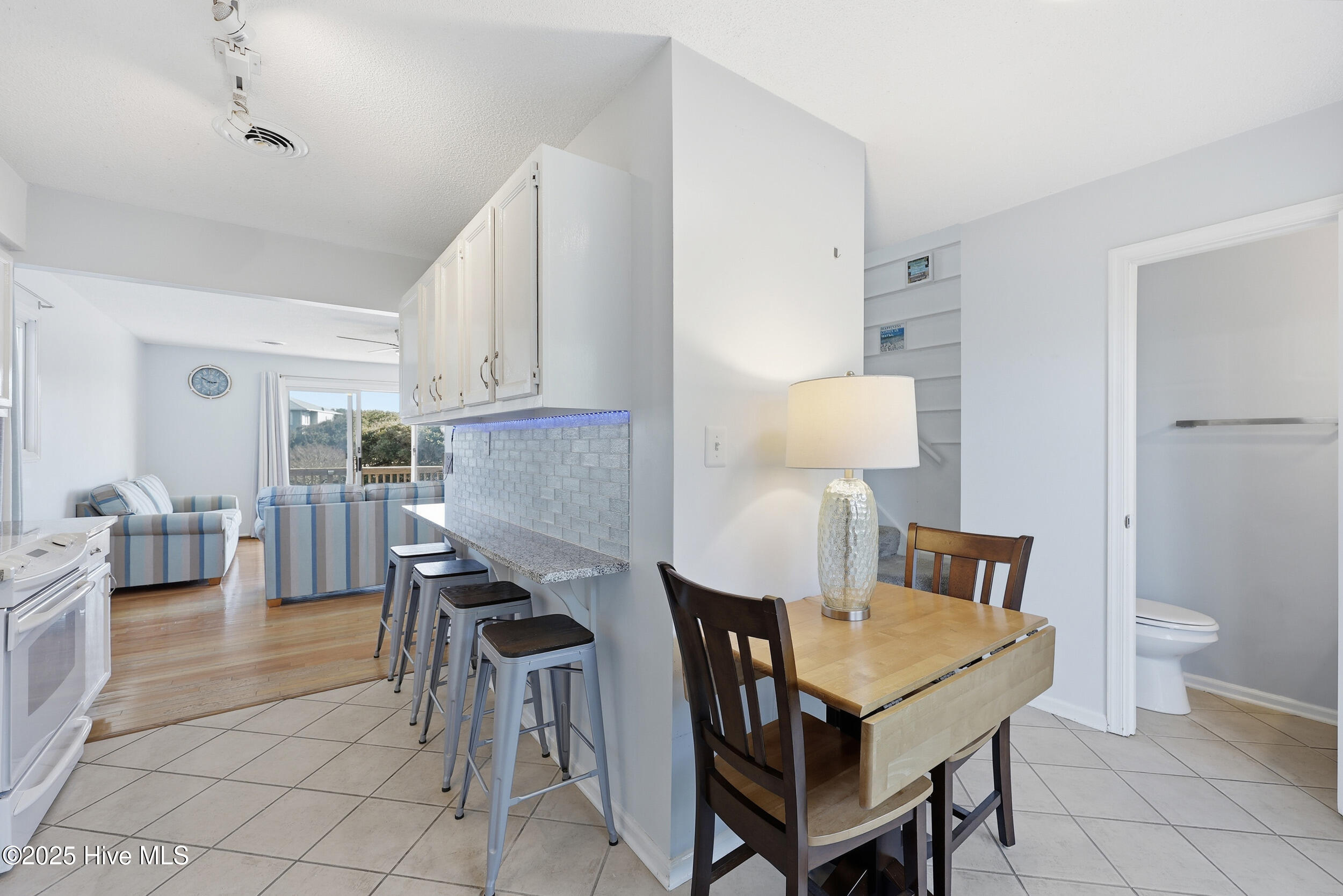 123 Georgetown Road, Unit 19 Kitty Hawk, NC 27949 - Photo 12 of 41 30__39a0630