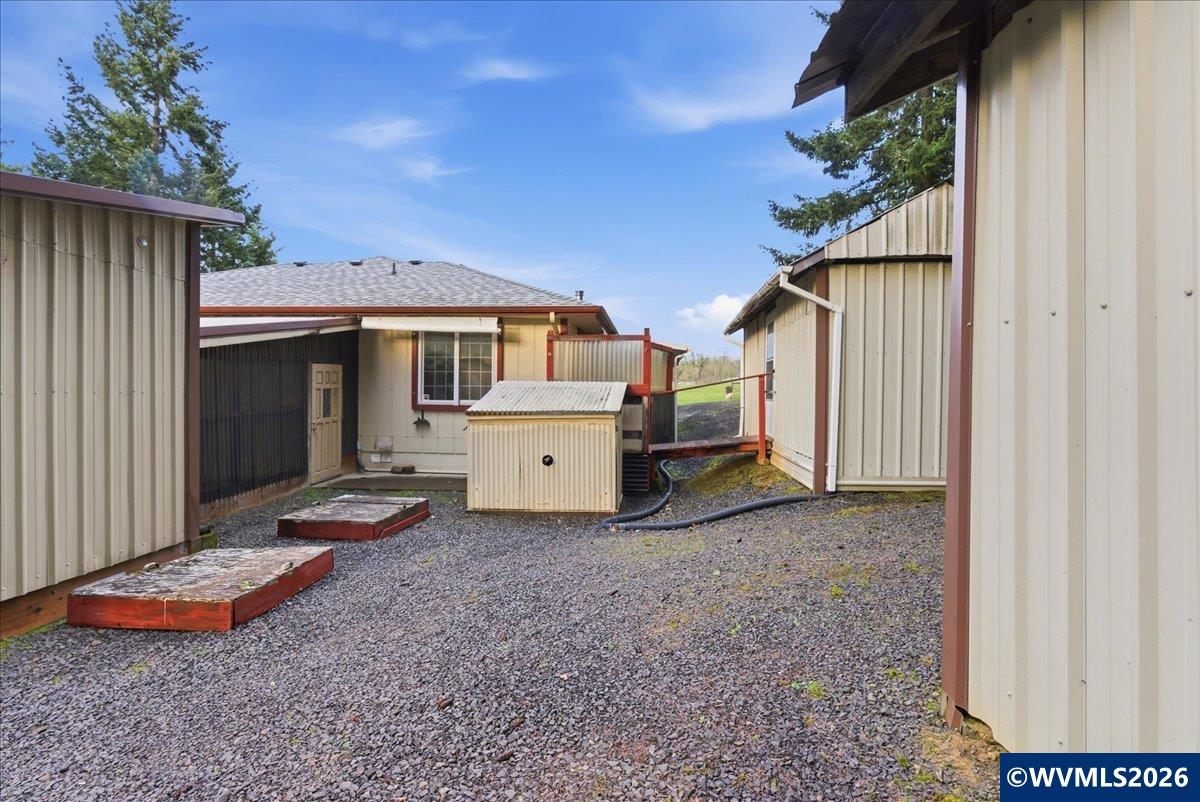 26100 Alpine Road Monroe, OR 97456 - Photo 35 of 49