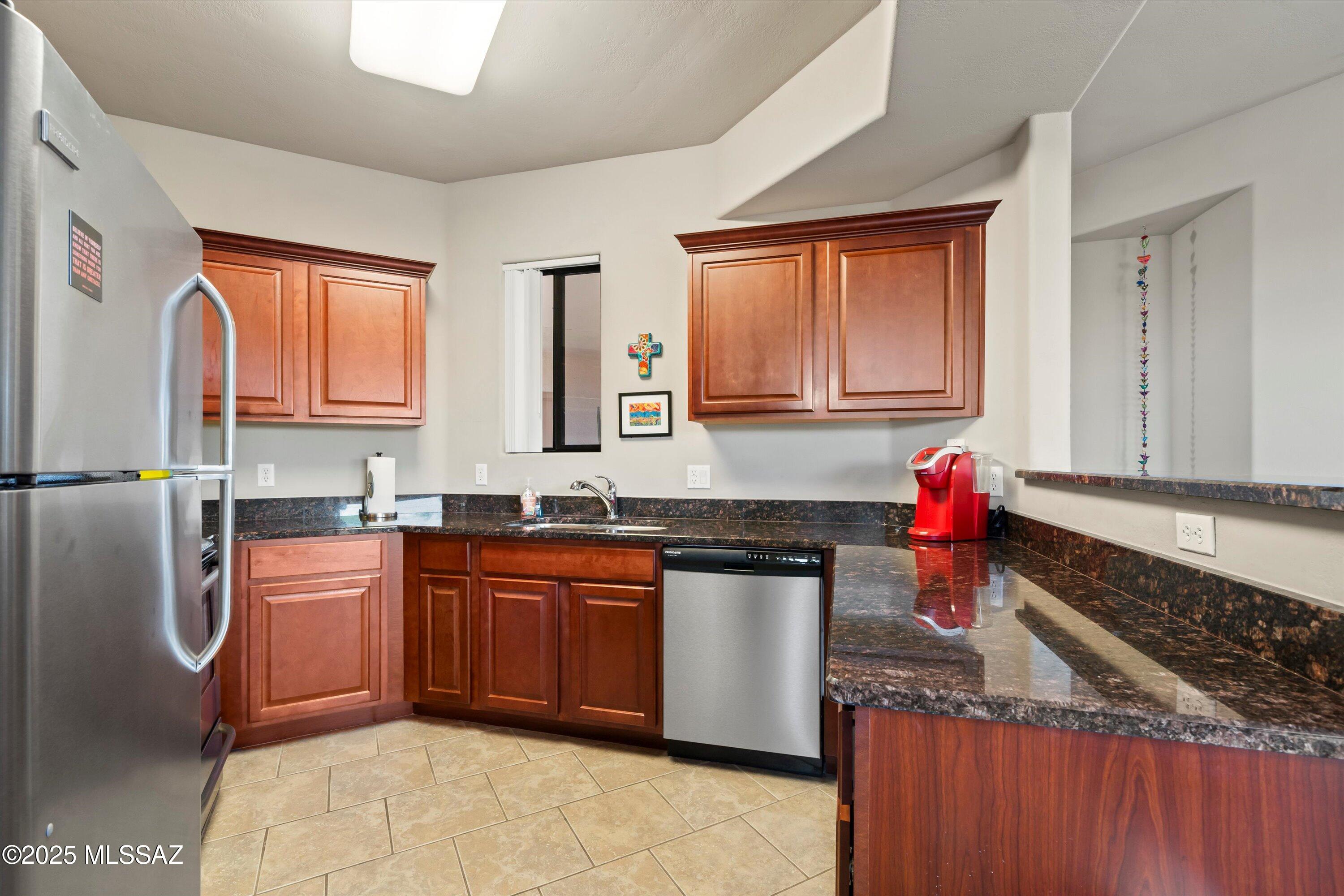 2550 East River Road, Unit 13303 Tucson, AZ 85718 - Photo 8 of 25