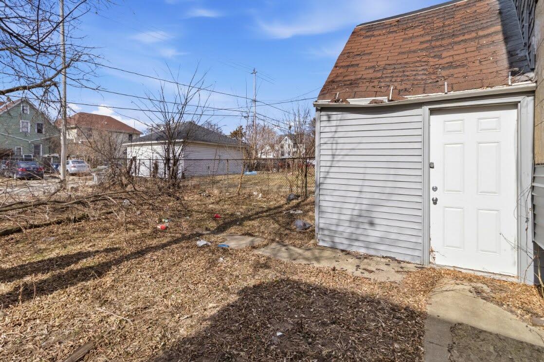 3205 North 20th Street, Unit 3207 Milwaukee, WI 53206 - Photo 16 of 17 City Prop (63)