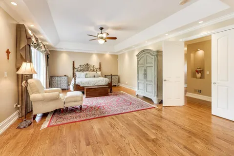 $1,100,000 | 31 Prairie Lane, Wayne, IL 60184
