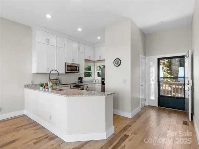 $525,000 | 140 Slickrock Road, Unit F4, Burnsville, NC 28714