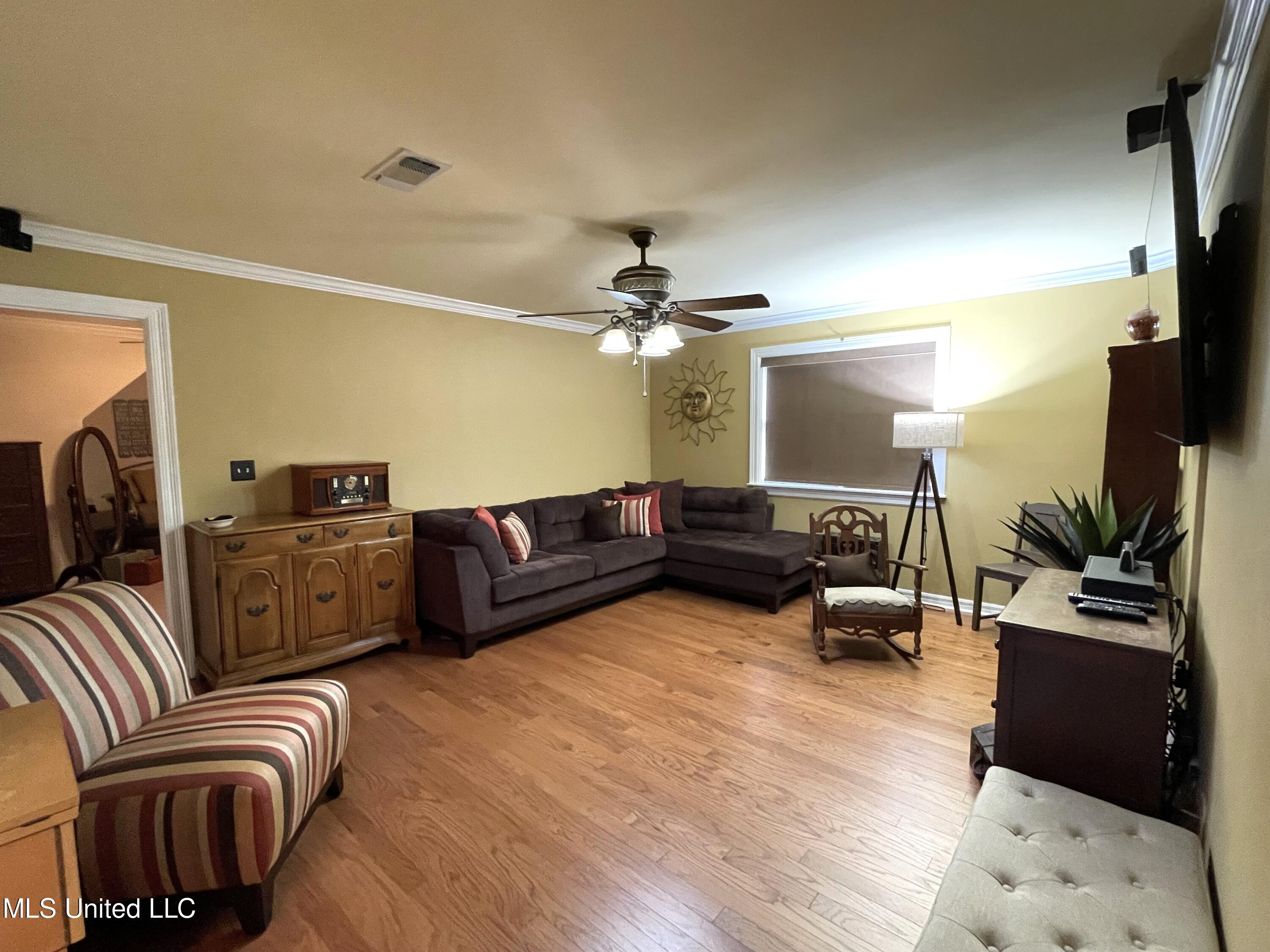 17520 Orange Grove Road Gulfport, MS 39503 - Photo 25 of 58 Upstairs Den