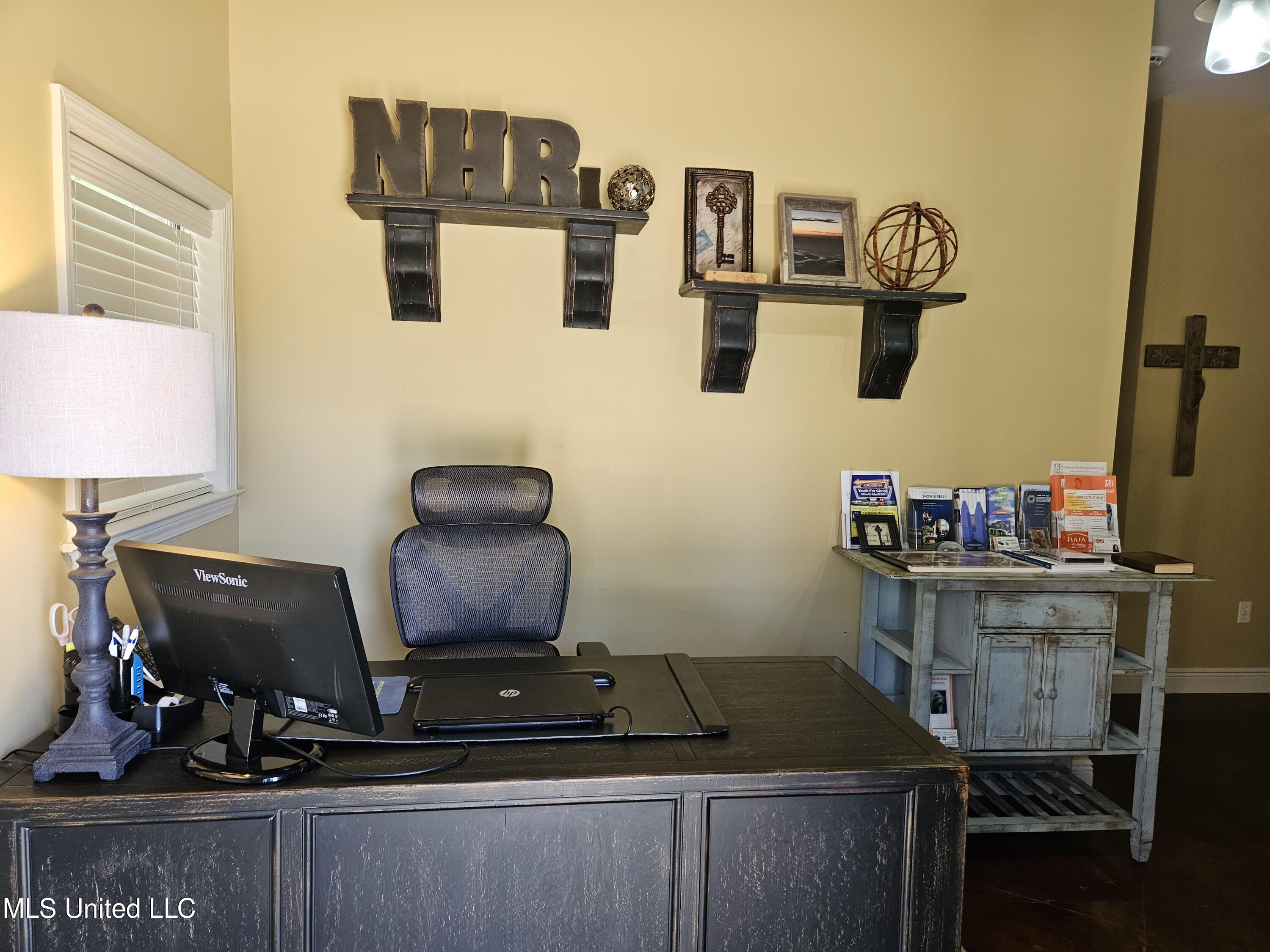 17520 Orange Grove Road Gulfport, MS 39503 - Photo 45 of 58 Reception Area