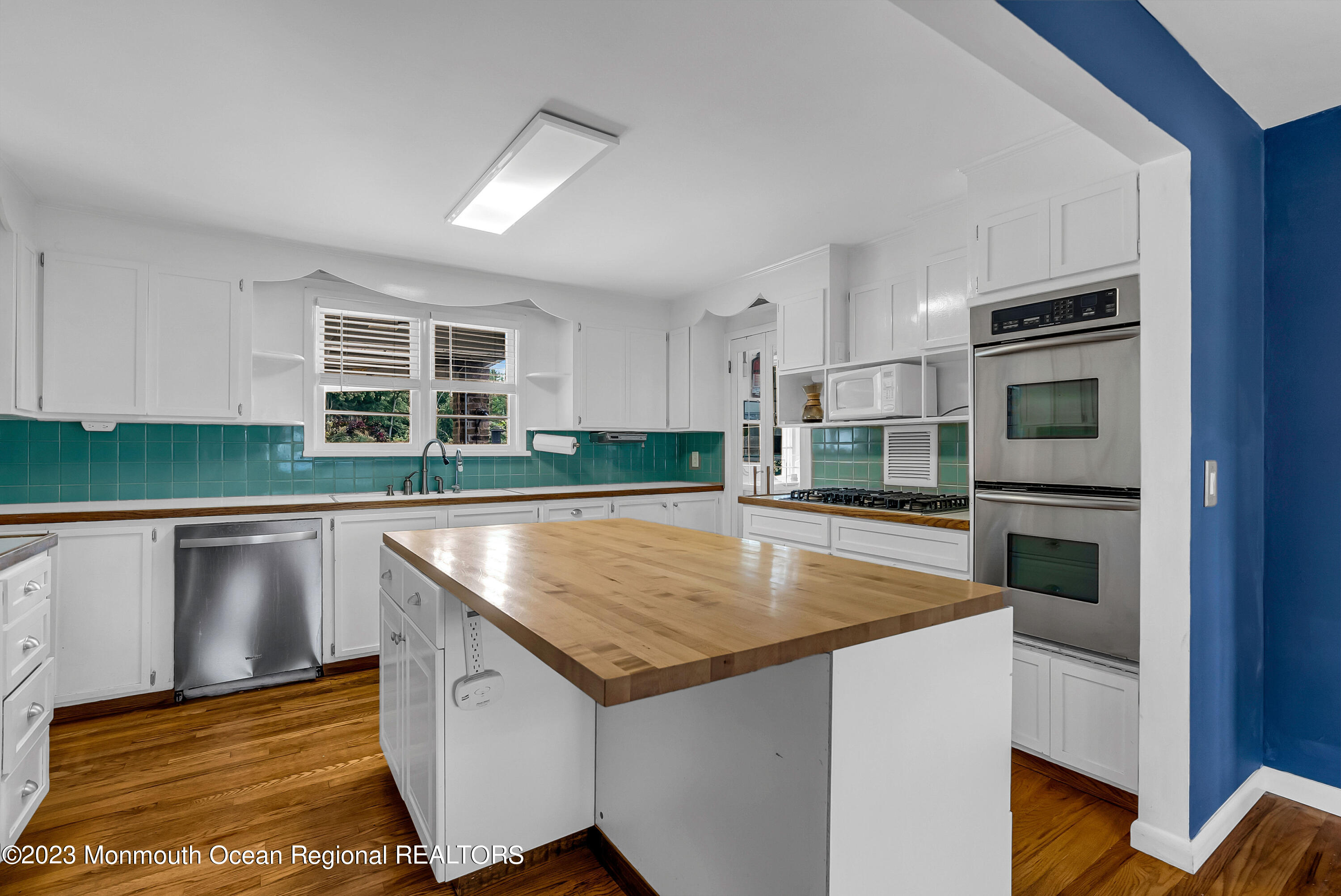 489 Branchport Avenue Oceanport, NJ 07757 - Photo 16 of 43 Kitchen