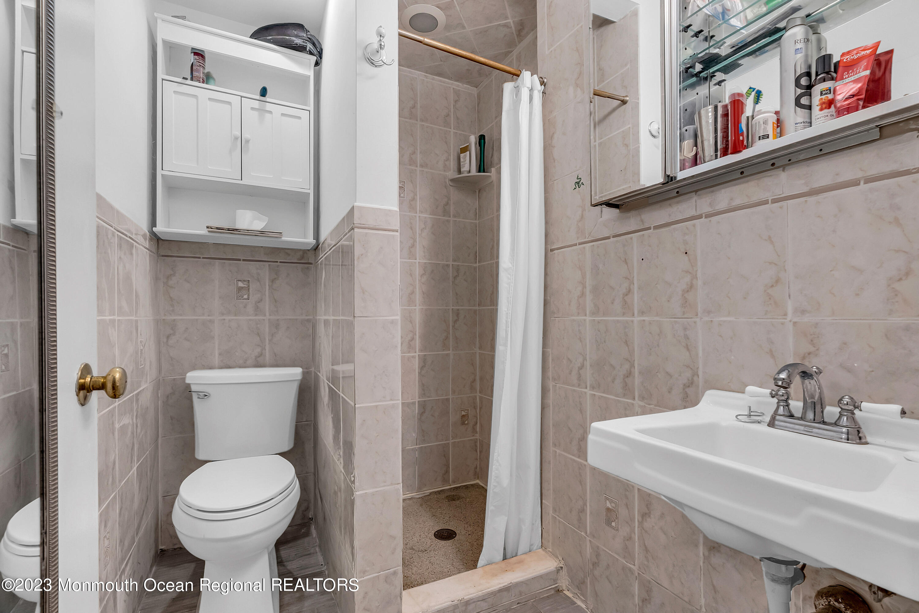 489 Branchport Avenue Oceanport, NJ 07757 - Photo 28 of 43 Bathroom