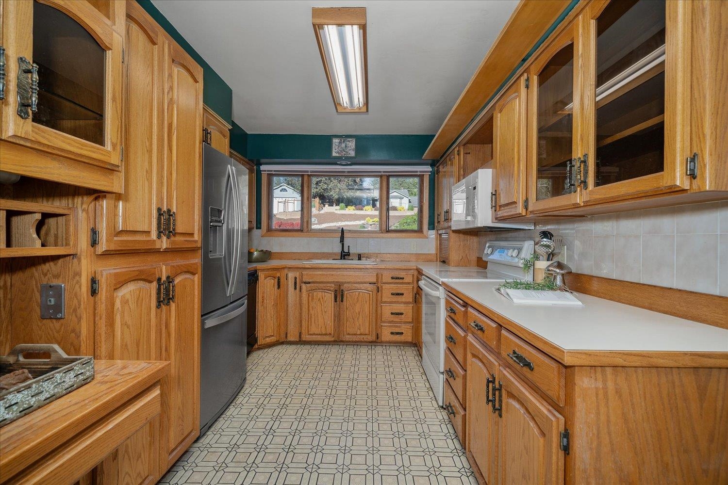17723 North Palomino Road Colbert, WA 99005 - Photo 13 of 37