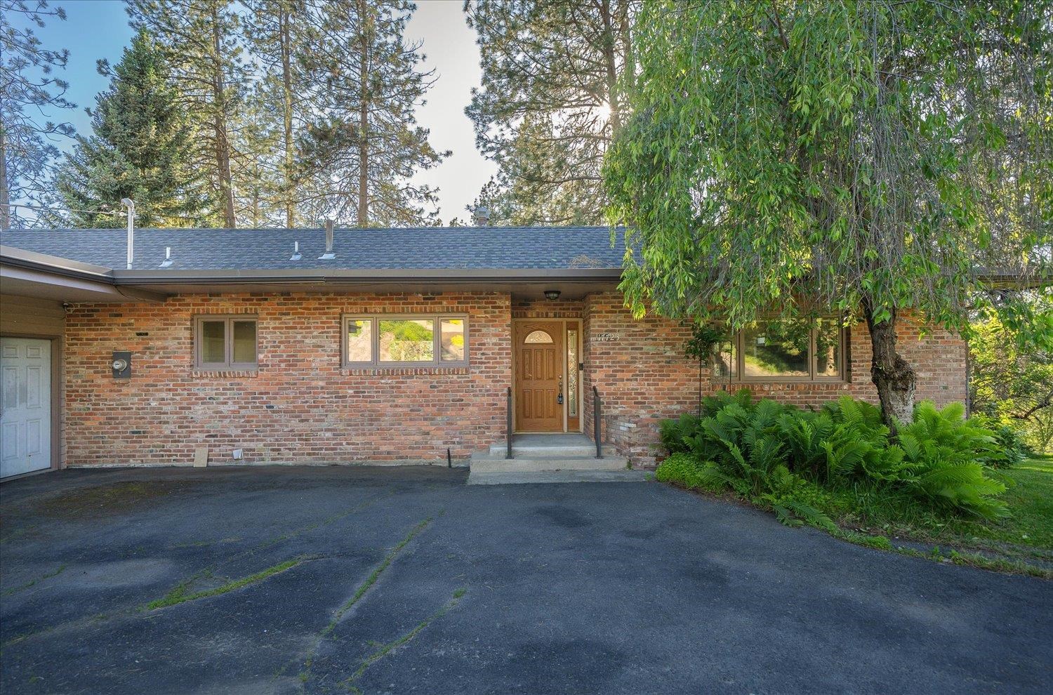 17723 North Palomino Road Colbert, WA 99005 - Photo 3 of 37