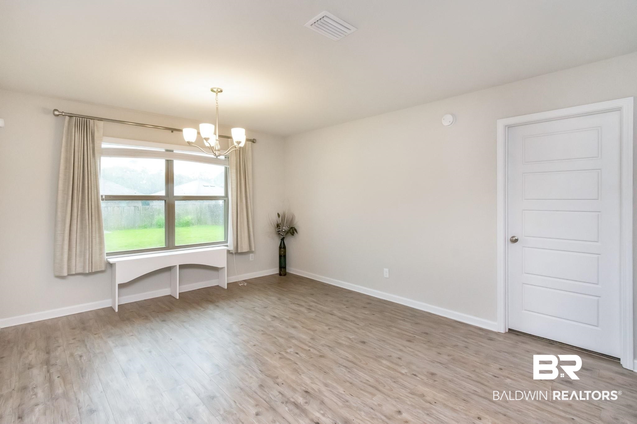 8375 Calgary Drive South Mobile, AL 36695 - Photo 6 of 35