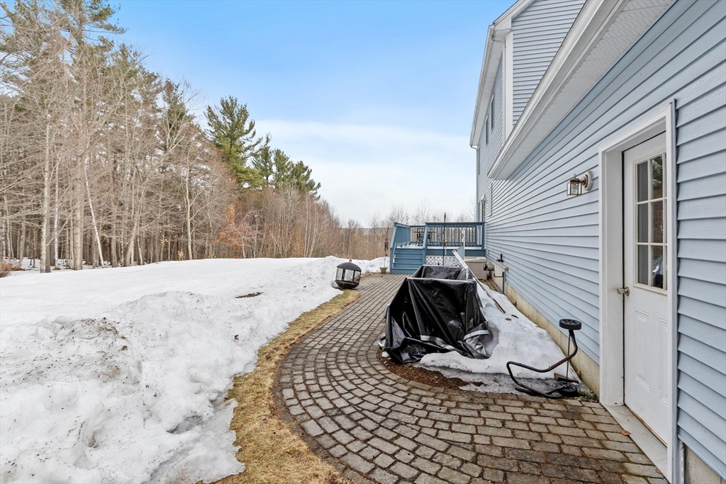 278 Oakham Road Barre, MA 01005 - Photo 8 of 39