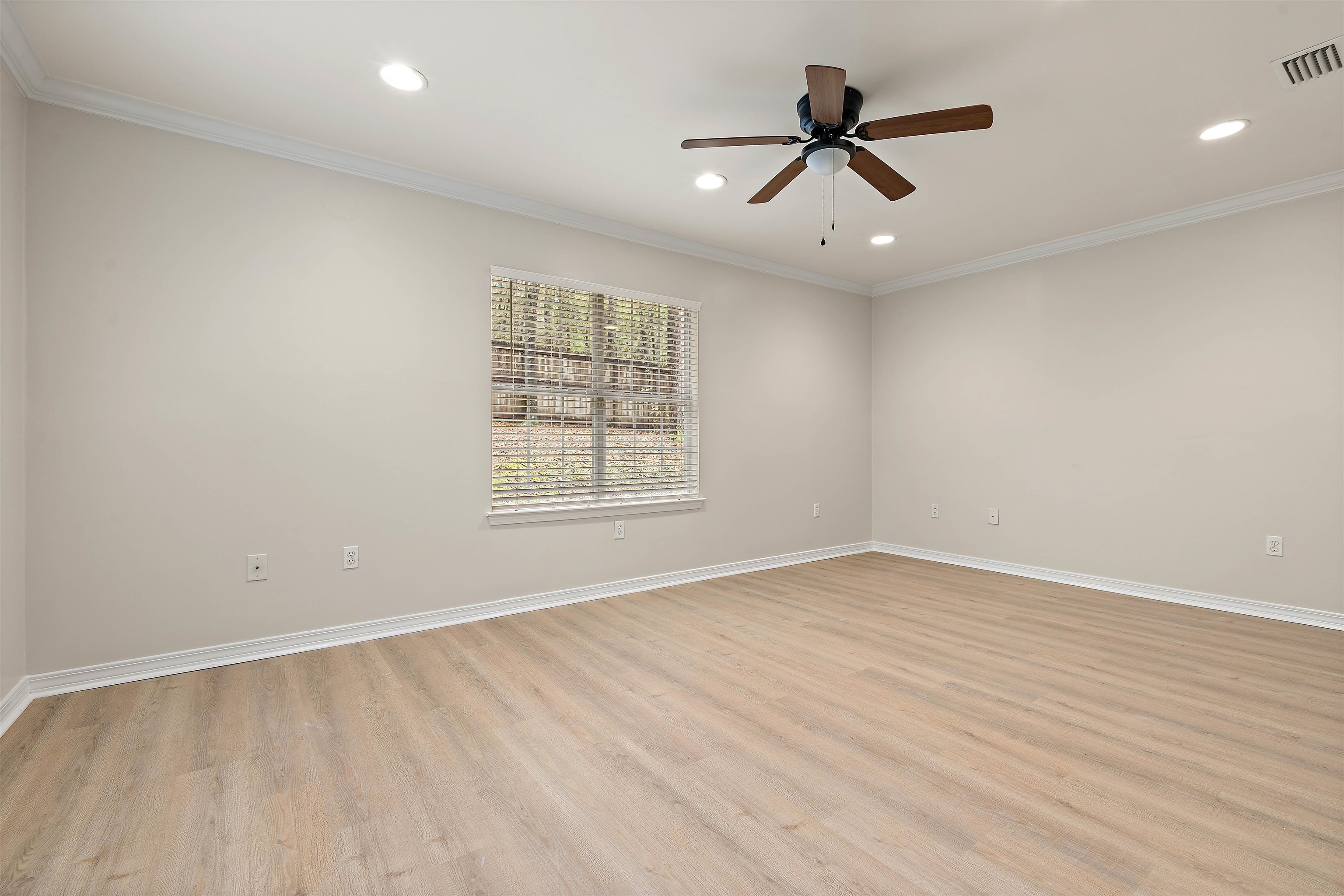 138 Donna Circle Daphne, AL 36526 - Photo 13 of 29