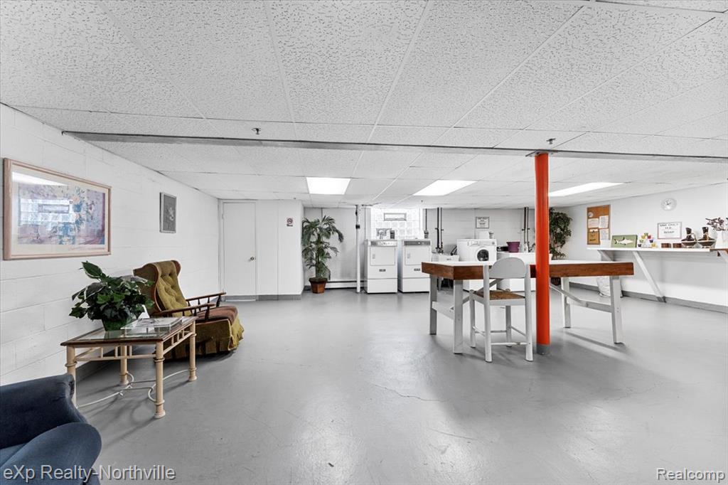 475 South Adams Road Birmingham, MI 48009 - Photo 19 of 23