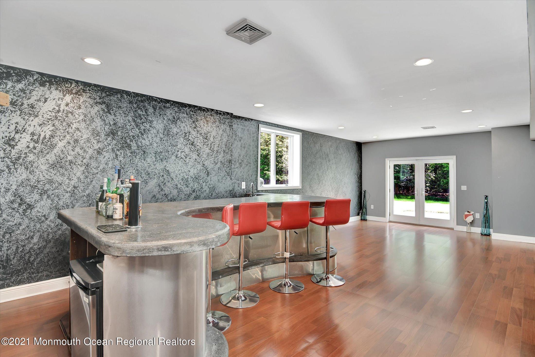 10 Syngle Way Morganville, NJ 07751 - Photo 21 of 36 21-Lower Level