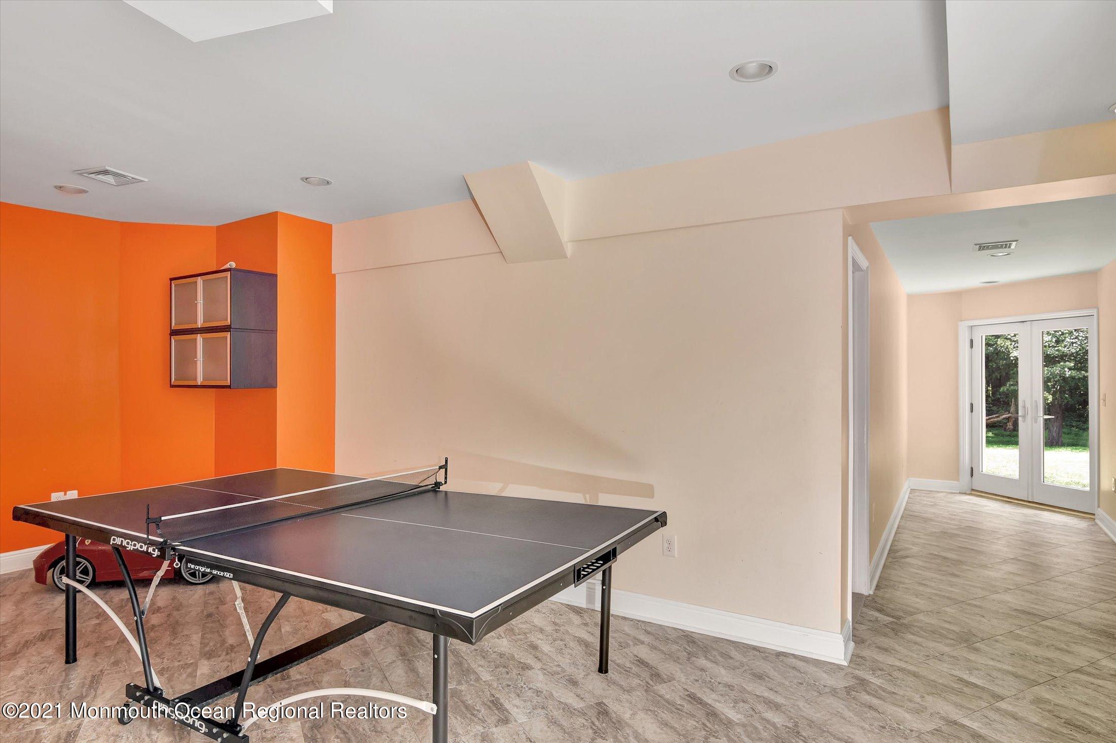 10 Syngle Way Morganville, NJ 07751 - Photo 23 of 36 23-Lower Level