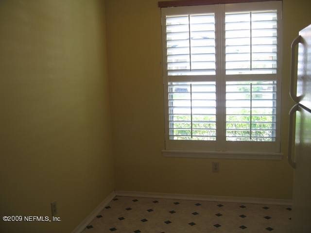 3331 Robalo Way Jacksonville, FL 32223 - Photo 5 of 13 Eating Area