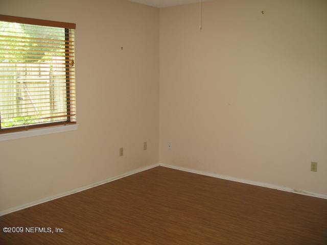 3331 Robalo Way Jacksonville, FL 32223 - Photo 6 of 13 Master Bedroom