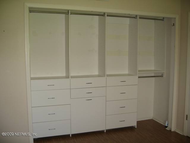 3331 Robalo Way Jacksonville, FL 32223 - Photo 7 of 13 Master Closet
