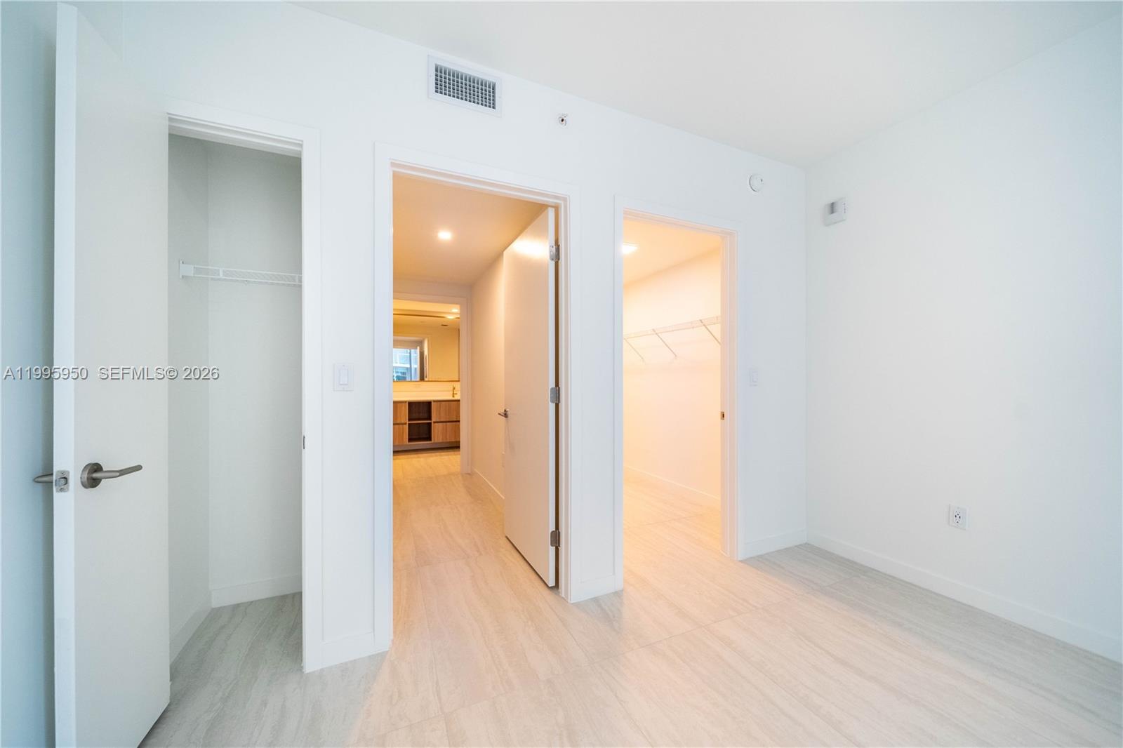77 Southeast 5th Street, Unit 2908 Miami, FL 33131 - Photo 67 of 73
