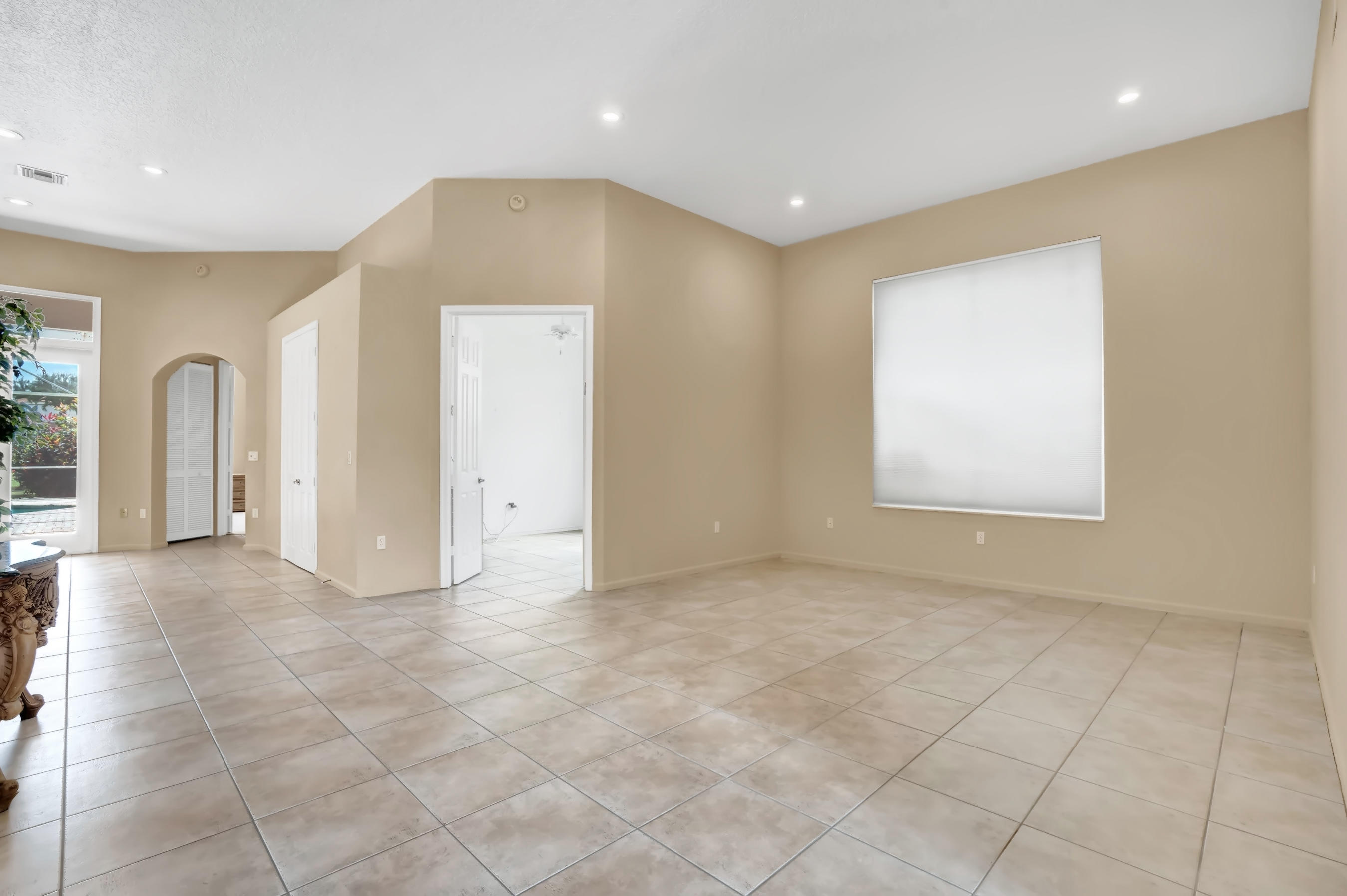 6712 Portside Drive Boca Raton, FL 33496 - Photo 4 of 41 DSC08279