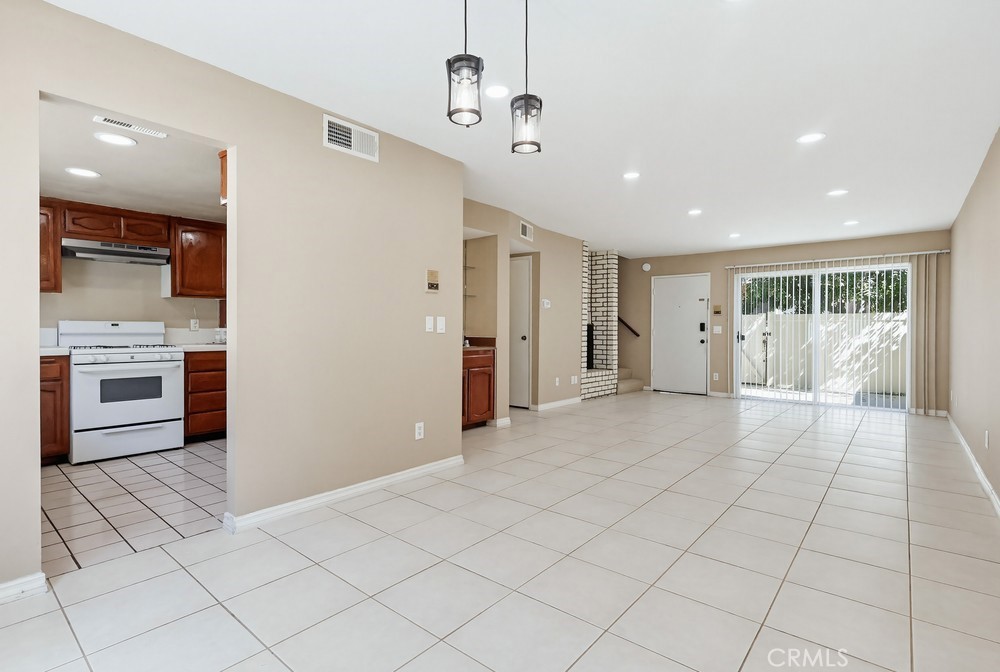 19018 Sherman Way, Unit 110 Reseda, CA 91335 - Photo 11 of 68