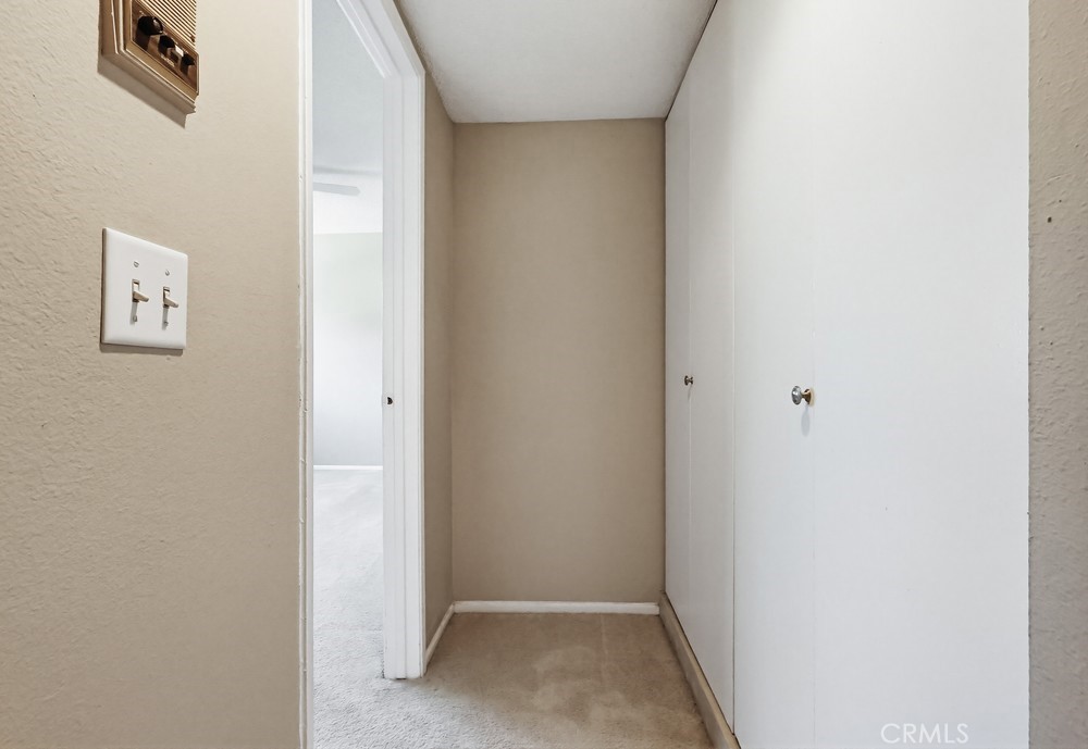 19018 Sherman Way, Unit 110 Reseda, CA 91335 - Photo 29 of 68 a view of a hallway