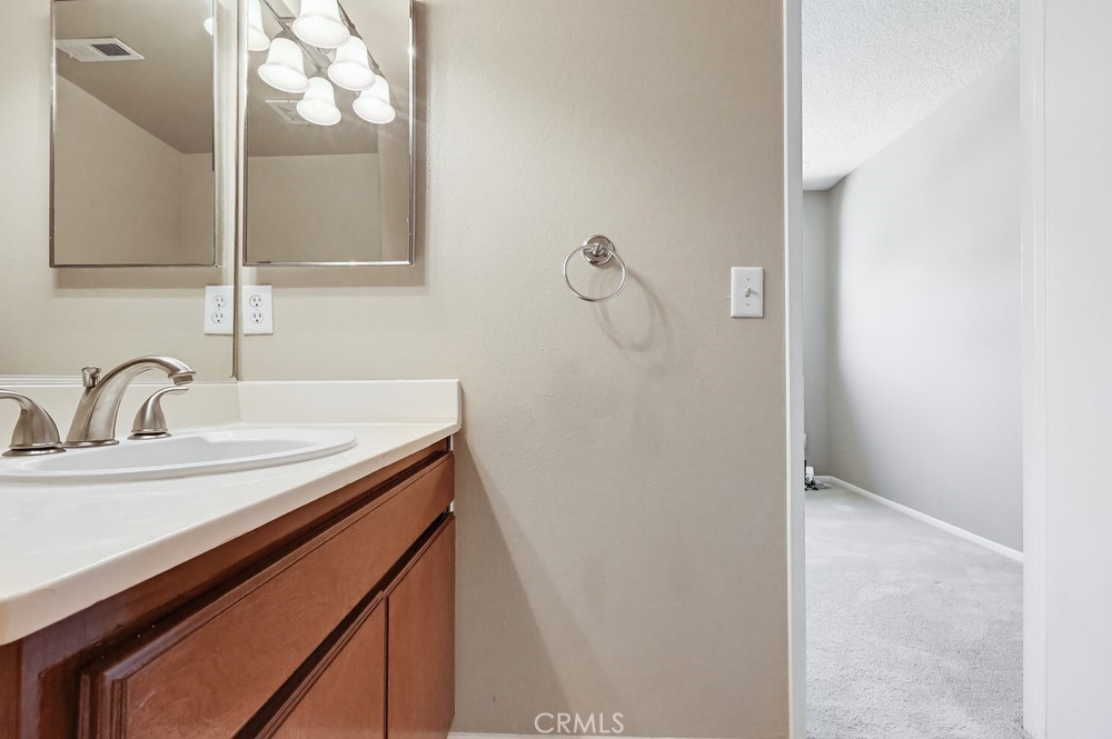 19018 Sherman Way, Unit 110 Reseda, CA 91335 - Photo 39 of 68
