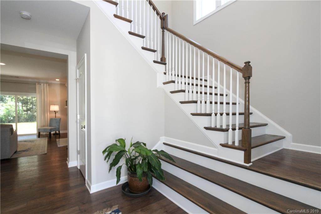 2721 Walker Road Matthews, NC 28105 - Photo 4 of 37