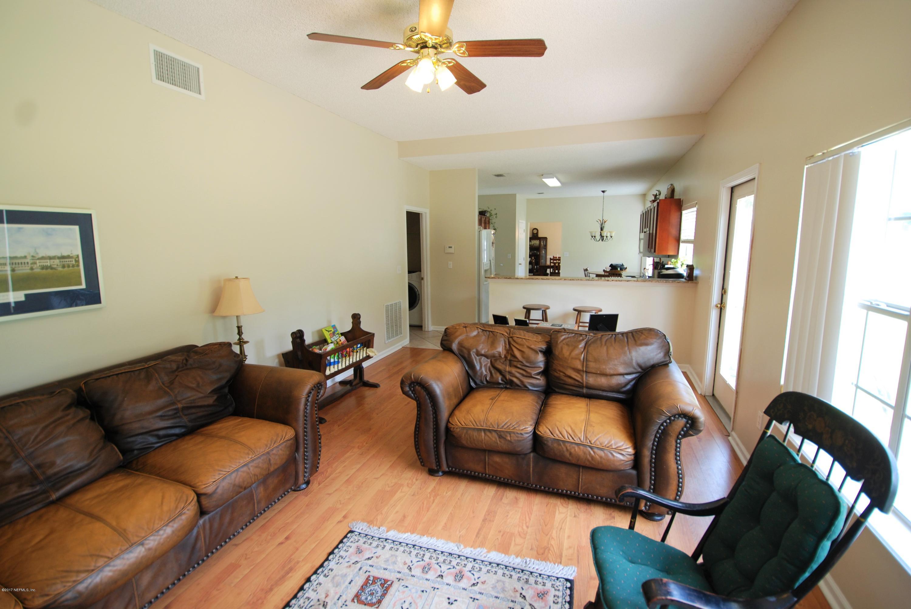 10101 Ford Road Bryceville, FL 32009 - Photo 10 of 33 Family Rm 2