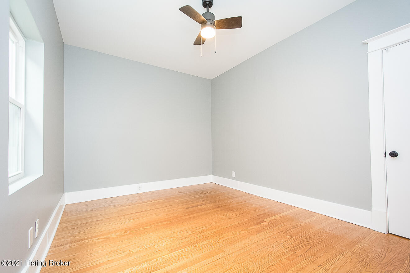 1119 Rammers Avenue Louisville, KY 40204 - Photo 27 of 39 Bedroom 3