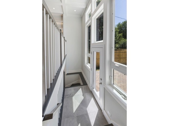 1938 North Ridgeway Avenue Chicago, IL 60647 - Photo 23 of 31