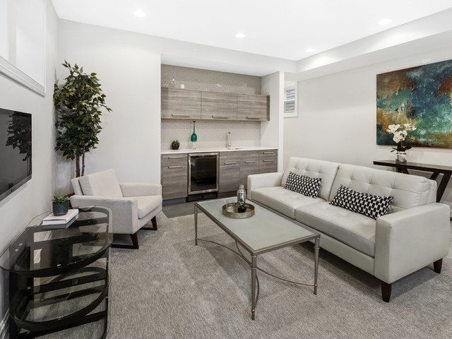 1938 North Ridgeway Avenue Chicago, IL 60647 - Photo 25 of 31