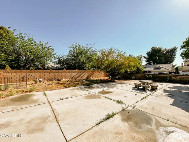 a view of the terrace view