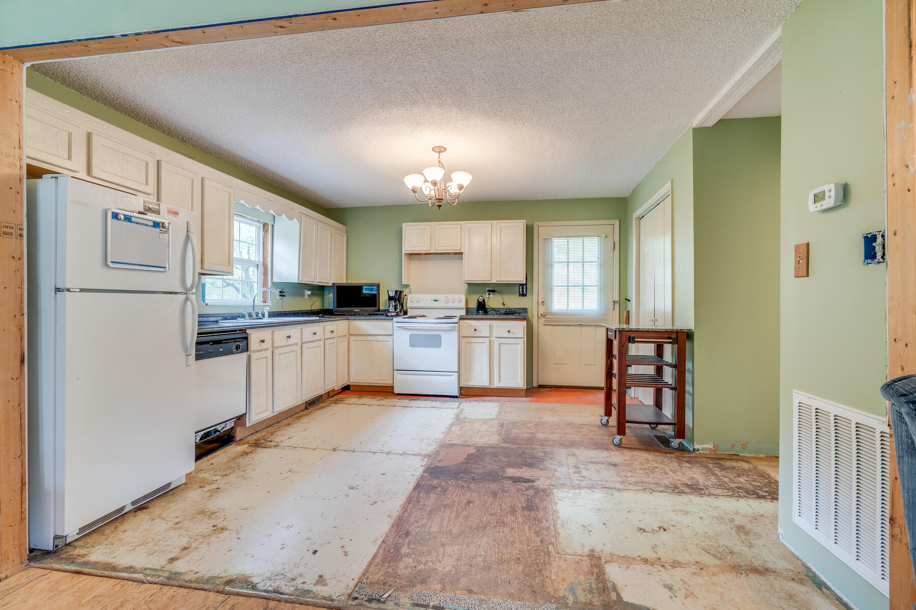 424 Toll Branch Road Johnson City, TN 37601 - Photo 12 of 41 012