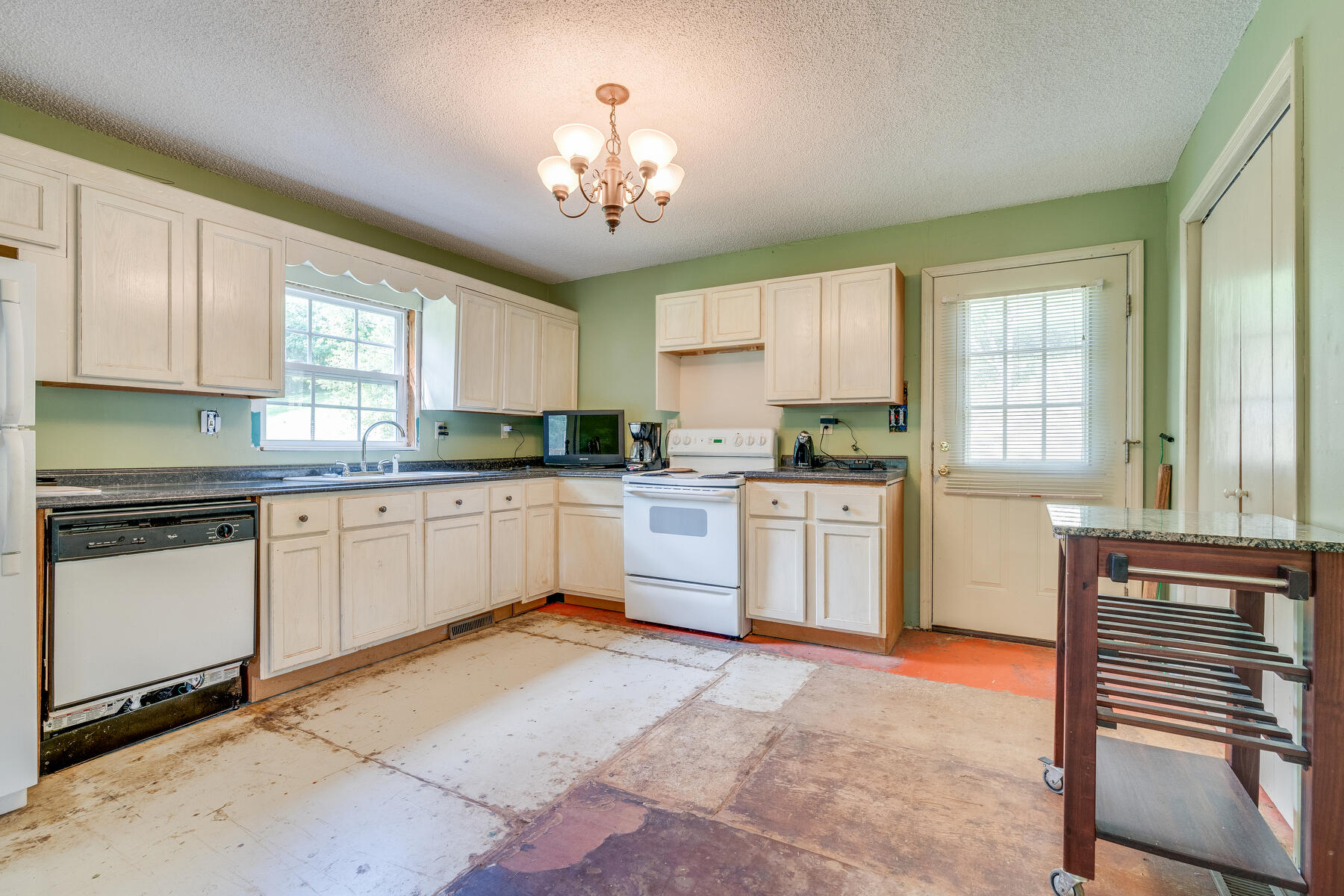 424 Toll Branch Road Johnson City, TN 37601 - Photo 13 of 41 013