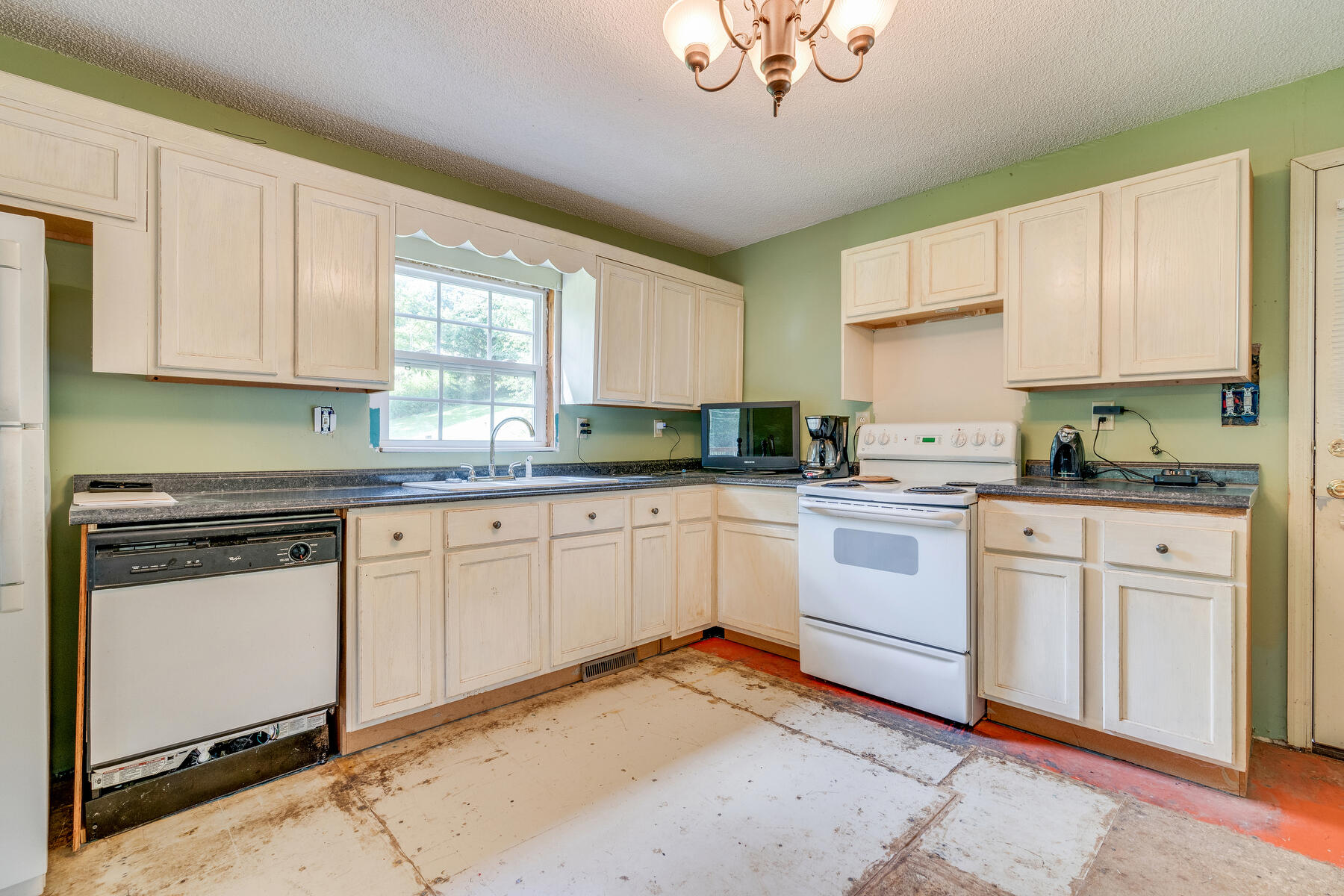 424 Toll Branch Road Johnson City, TN 37601 - Photo 14 of 41 014