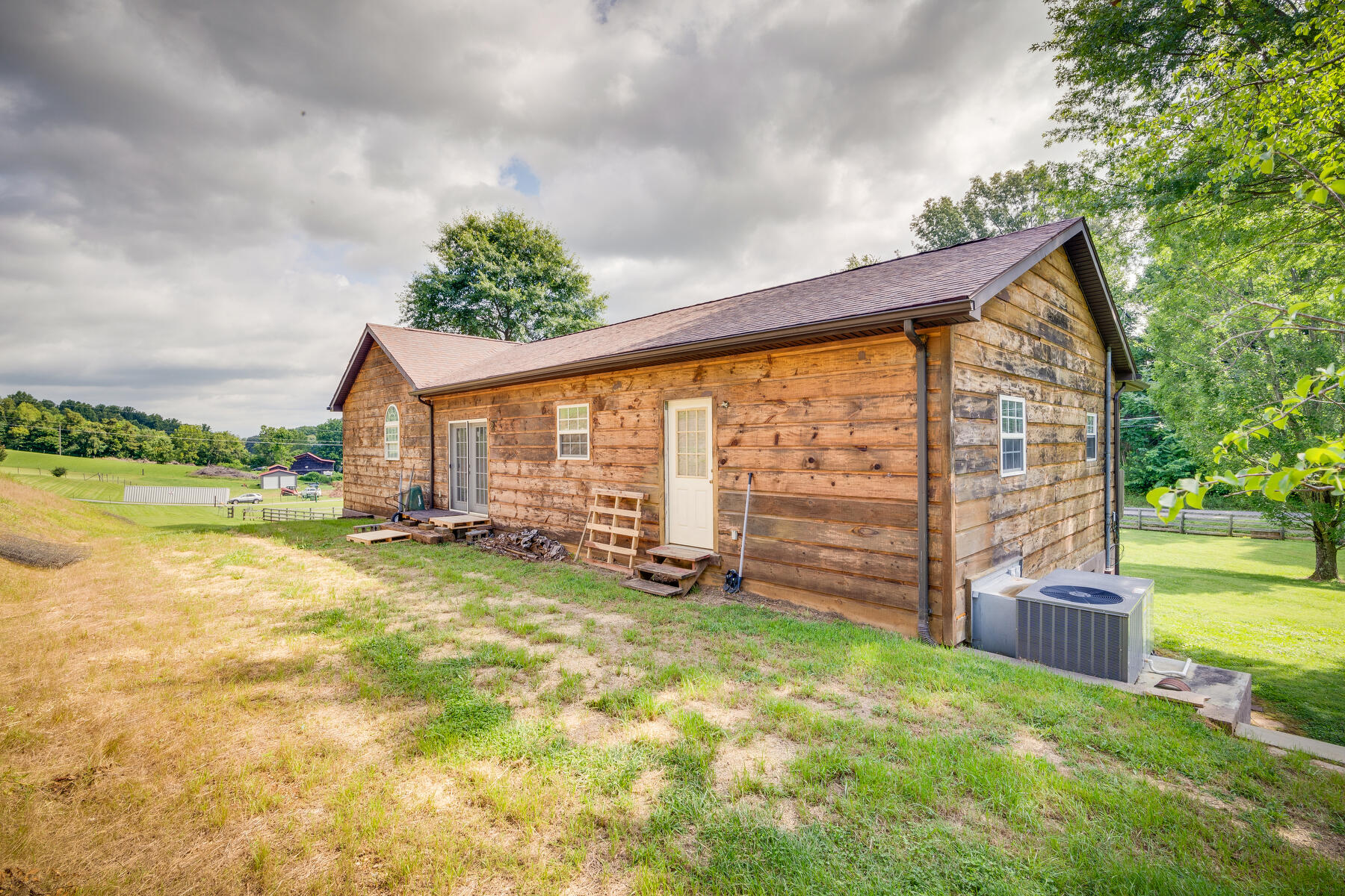424 Toll Branch Road Johnson City, TN 37601 - Photo 34 of 41 034