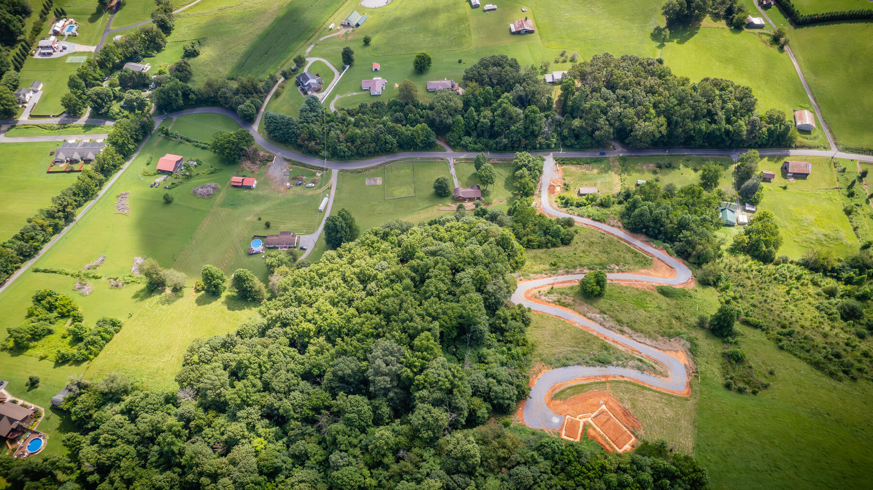 424 Toll Branch Road Johnson City, TN 37601 - Photo 38 of 41 103